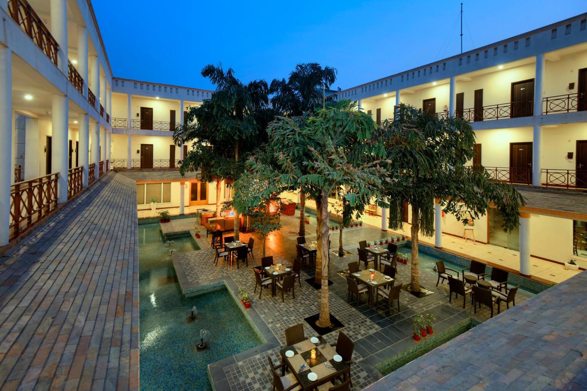 Treehouse Hotel Club & Spa Dhāruhera المظهر الخارجي الصورة