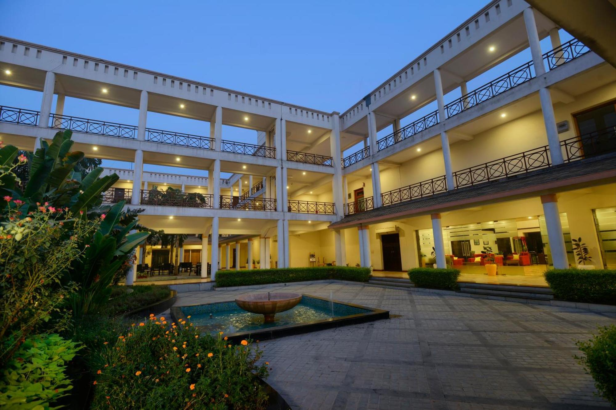 Treehouse Hotel Club & Spa Dhāruhera المظهر الخارجي الصورة