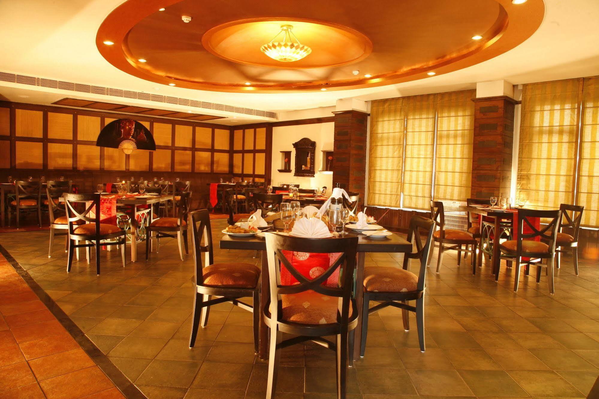 Treehouse Hotel Club & Spa Dhāruhera المظهر الخارجي الصورة