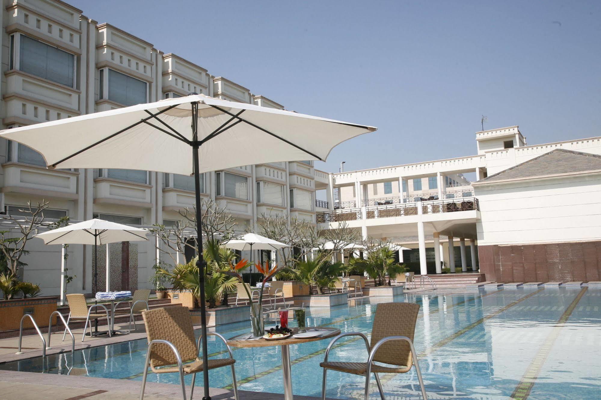 Treehouse Hotel Club & Spa Dhāruhera المظهر الخارجي الصورة